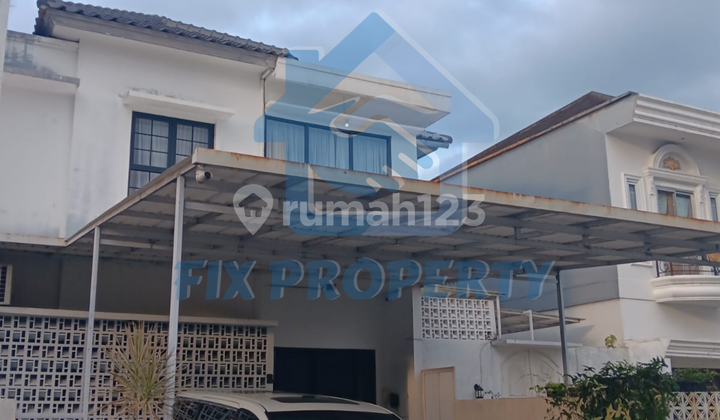Dijual Rumah di Sentul City Memiliki Swimming Pool
