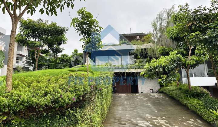 Rumah Rasa Villa 3 Floors at Summarecon with Golf View