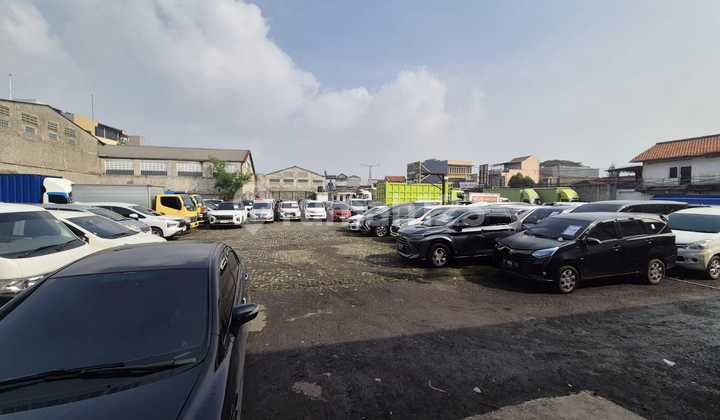 Gudan and Large Vacant Land in a Strategic Location in Kopo, Bandung