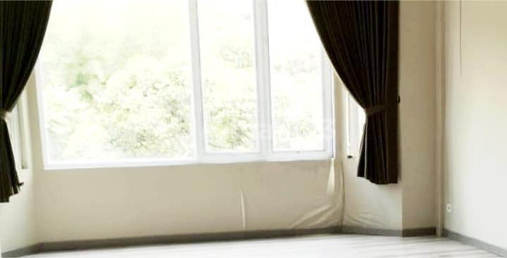 3-Story Semi-Furnished Shop House at Bkk Kopo Plaza Bandung 2