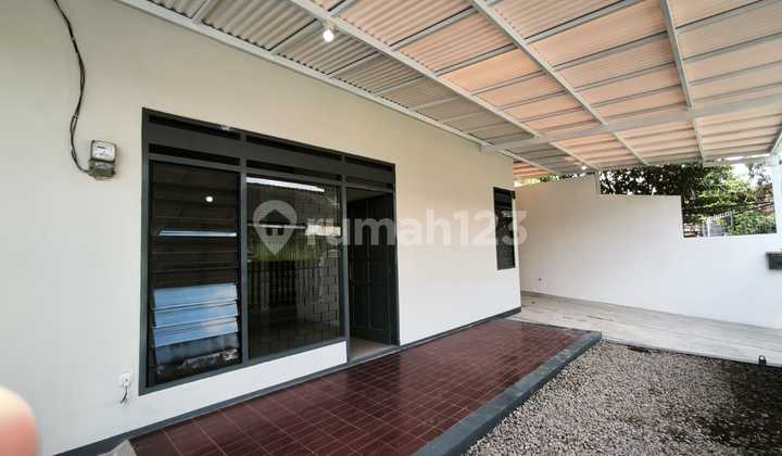 Rumah Modern Minimalis Nyaman di Dian Permai Bandung 1