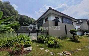 Cool Luxury House, Green, Fresh, Comfortable, Ready to Occupy in Hergarmanah Wing, Bandung 2