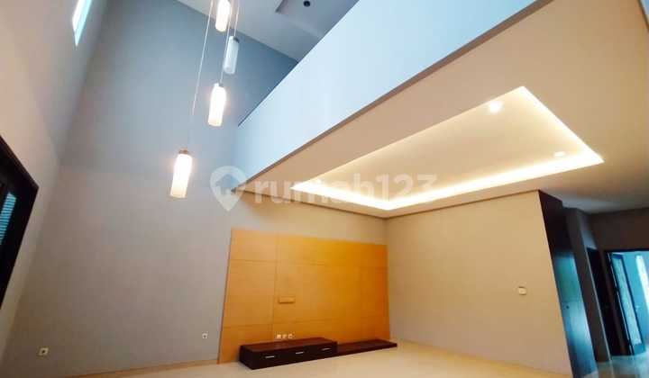 Modern Luxury House, Serene and Comfortable in Singgasana Bandung 2