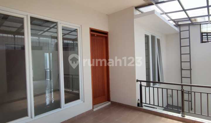 Comfortable Minimalist House Ready to Occupy in Budi Luhur, Bandung 2