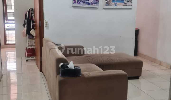Rumah Minimalis dan Strategis Siap Huni di Mekar Wangi