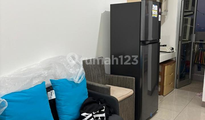 Disewakan Apartment Green Bay Pluit Type 2Kamar Semi Furnish