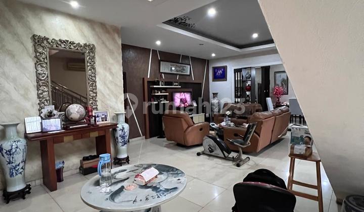 Neat Minimalist Luxury 2-Story House in Gading Residence Complex, North Jakarta 2