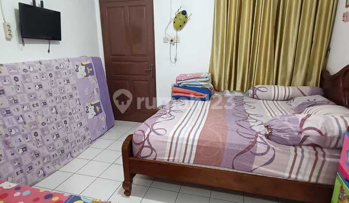 Rumah Renovasi 2.5 Lantai Rapih Siap Huni di Taman Palem Lestari Cengkareng Jakarta Barat 2