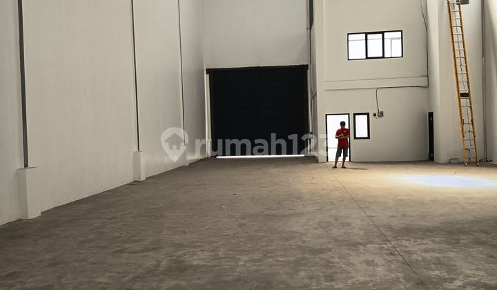 Daan Mogot Warehouse, Tangerang, Land Area 336m², Office Included