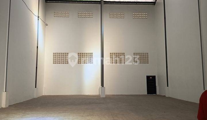 Daan Mogot Warehouse, Tangerang, Land Area 336m², Office Included