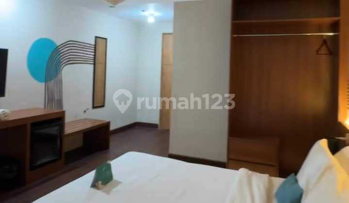 Dijual Apartemen yang Sangat Terawat LRT City Jatibening Baru Type Studio Furnished, Bekasi 2