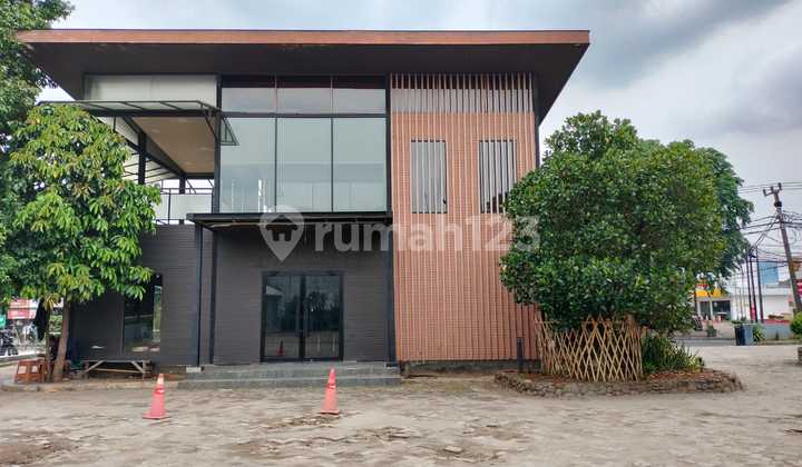 Available Commercial Space Suitable for Cafe in Bekasi