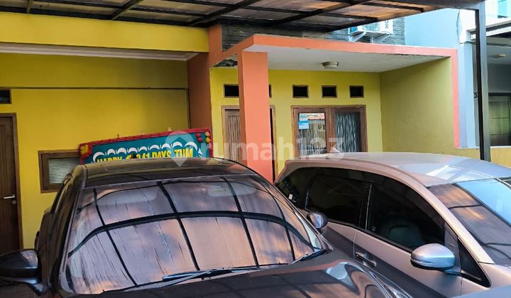 Dijual Rumah Bagus 2,5 Lantai di Pondok Pekayon Indah Bekasi Dijual Rumah Bagus 2,5 Lantai di Pondok Pekayon Indah Bekasi