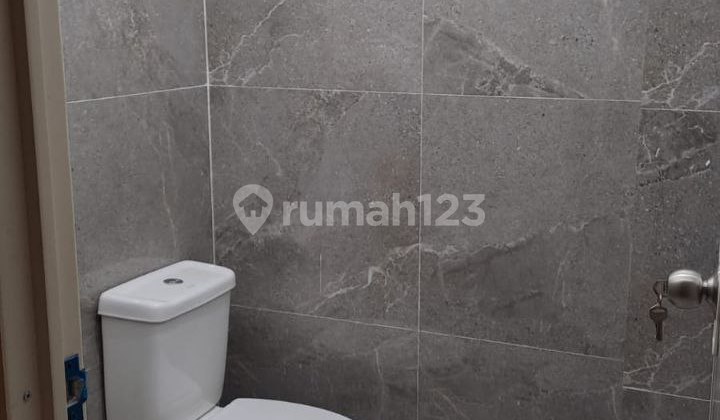 For Rent: 2-Story Shop House in Kalimalang, Bekasi