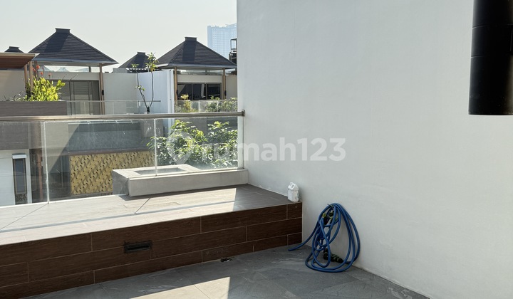 Hunian Eksklusif Puri 11 Heritage Residence, 4+1 Kt, Harga 5m 2
