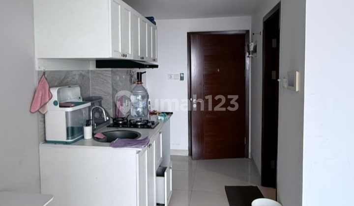 West Vista Studio Apartment 30m² – Stunning View, Affordable Price!