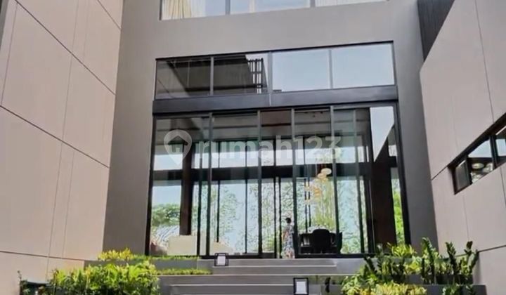 Exclusive Luxury Villa in Navapark BSD — Elegant Design, Green Environment, Limited Units! 2