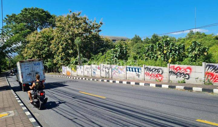 Tanah view laut dan bandara di jalan utama Uluwatu Bali 2