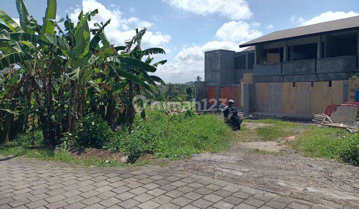 Tanah di Tumbak Bayuh dekat Pererenan dan Canggu Bali 1