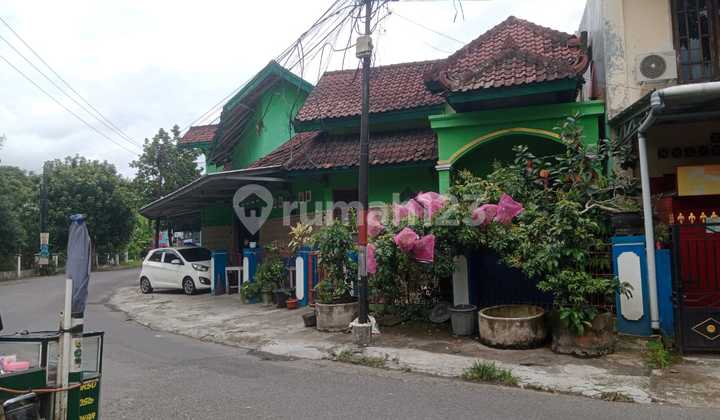 Rumah Besar Dan Cantik Dilokasi Strategis Dekat Bandara Adisucipto Dijual Sangat Murah