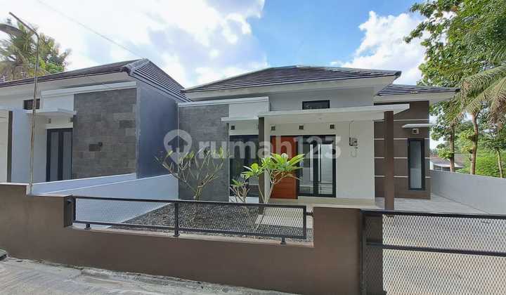Rumah Baru Cantik Hanya Selangkah Ke Masjid Di Lingkungan Berkembang Bangunjiwo Yang Asri@ Sejuk@ Aman Dan Tenang 2
