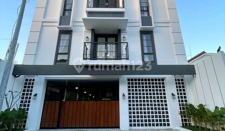 Kost Eksklusif 30 Kamar Dipogung Yogyakarta Dijual Murah