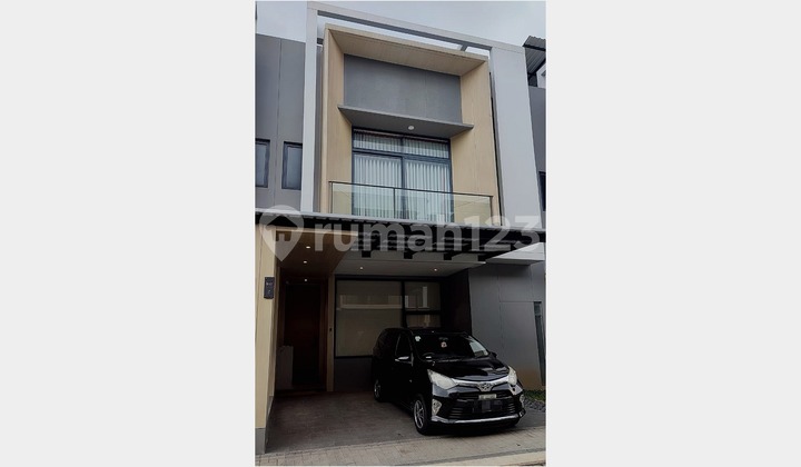 Rumah 3 Lantai (Rooftop) di Cluster Chava Tanakayu Bsd, Tangerang Selatan Rumah 3 Lantai (Rooftop) di Cluster Chava Tanakayu Bsd, Tangerang Selatan