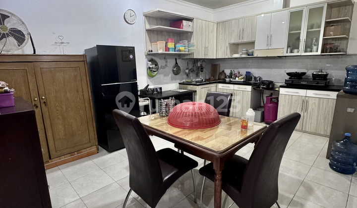 Rumah Bagus di Cluster Buenos De Latinos BSD City, Tangerang Selatan Rumah Bagus di Cluster Buenos De Latinos BSD City, Tangerang Selatan