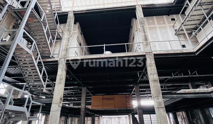4-Story Building for Rent in Fatmawati Cipete, South Tangerang 2