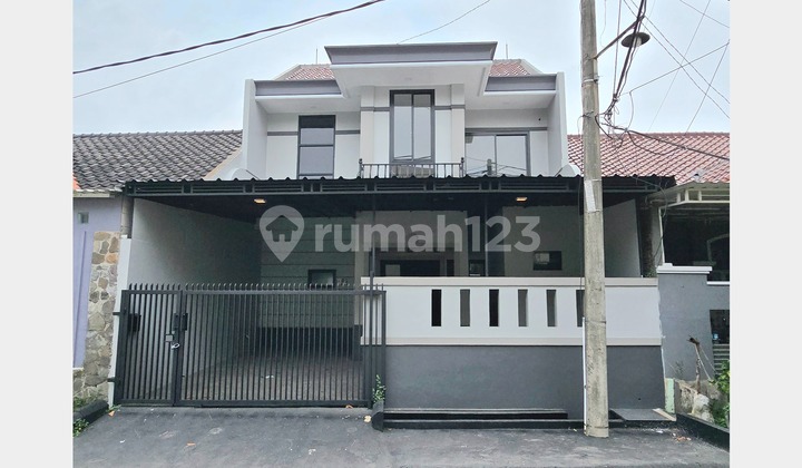 Rumah Bagus Nyaman di Villa Melati Mas Serpong, Tangerang Selatan