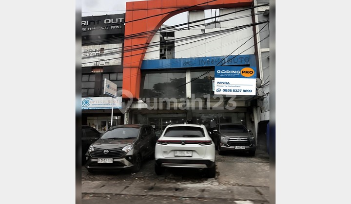 For Rent: 3-Storey Shop House by Main Road in BSD For Rent: 3-Storey Shop House by Main Road in BSD