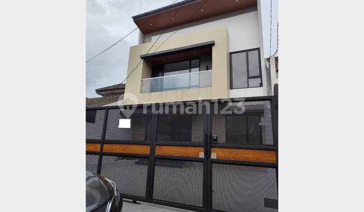 Rumah Brand New 2 Lantai di Griya Loka Sektor 1.4 Ext Bsd