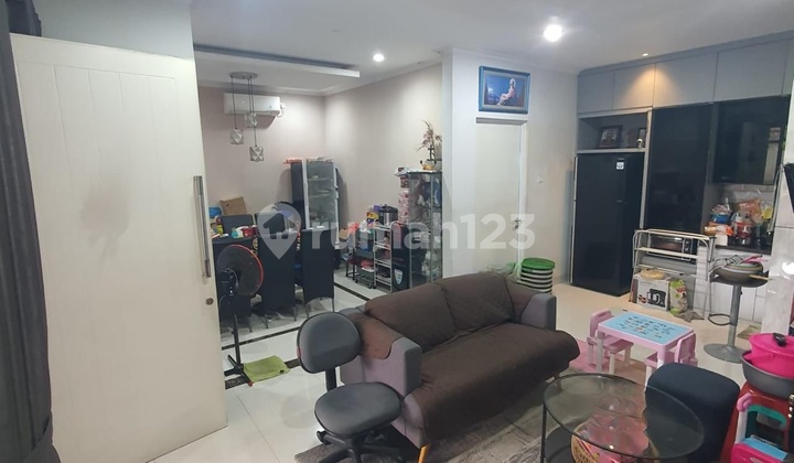 Rumah Sudah Renov Full Furnished di Cluster Atlanta Village - Gading Serpong 2