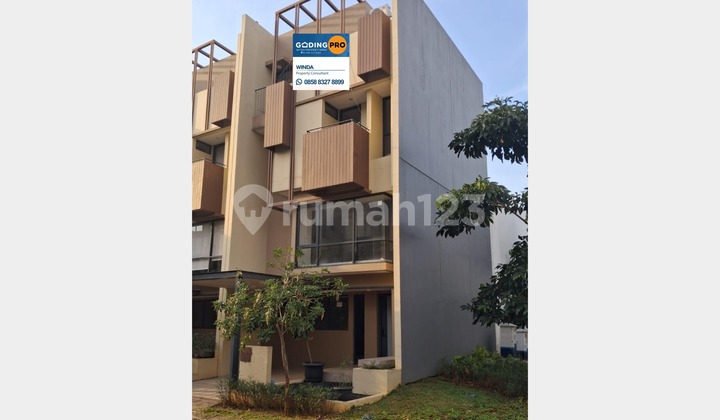 For Rent 3-Story Fully Furnished House in Tabebuya Bsd, South Tangerang For Rent 3-Story Fully Furnished House in Tabebuya Bsd, South Tangerang