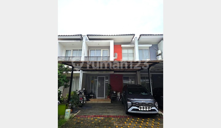 Beautiful Neat 2-Story House in Residence One BSD, South Tangerang Beautiful Neat 2-Story House in Residence One BSD, South Tangerang