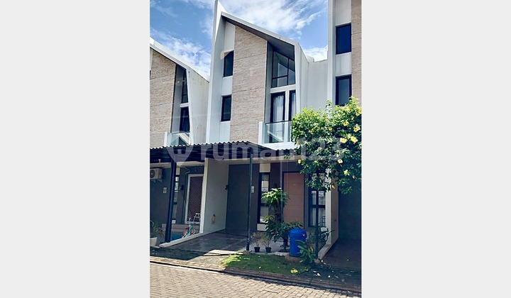 For Rent Beautiful Semi-Furnished House at Provence Suites Bsd South Tangerang For Rent Beautiful Semi-Furnished House at Provence Suites Bsd South Tangerang