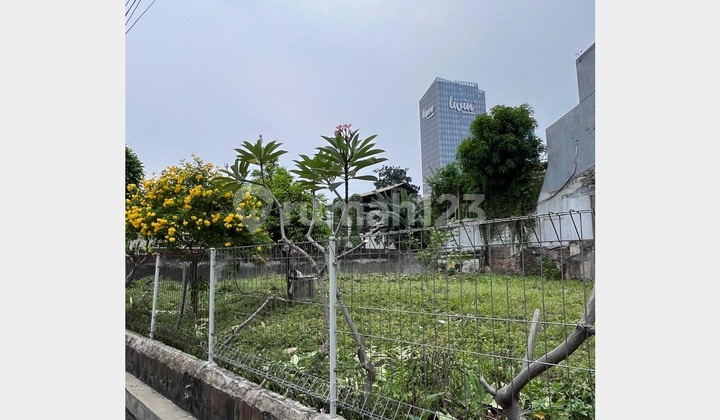 Tanah Kavling Hook Super Strategis di S. Parman, Grogol, Jakarta Barat