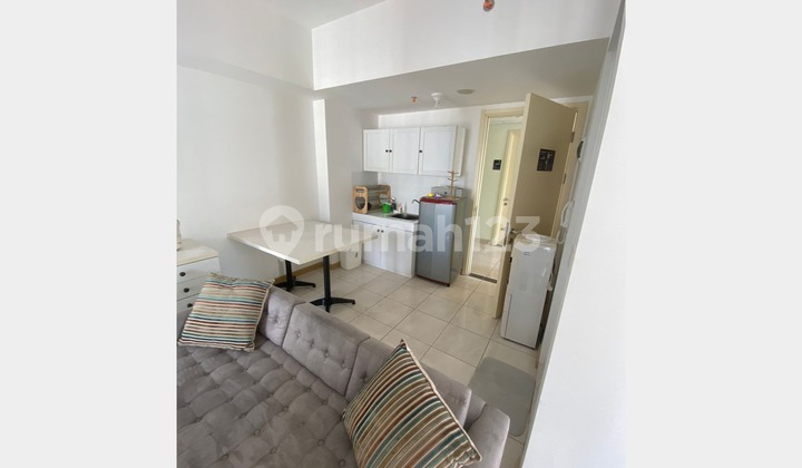 For Sale M-Town Serpong Tower Ellis 3-Bedroom Apartment - Furnished