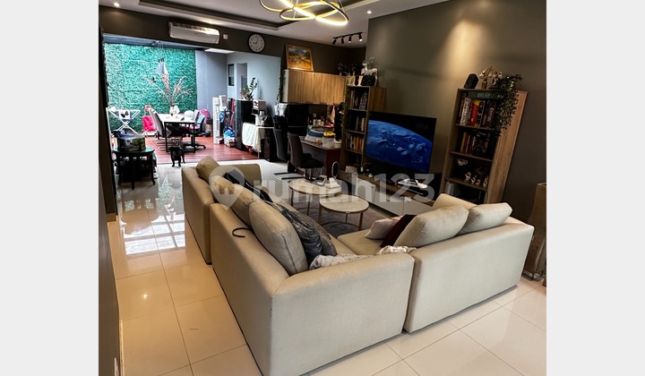 Beautiful Neat Semi-Furnished House in Inika Island Avani Cluster, BSD