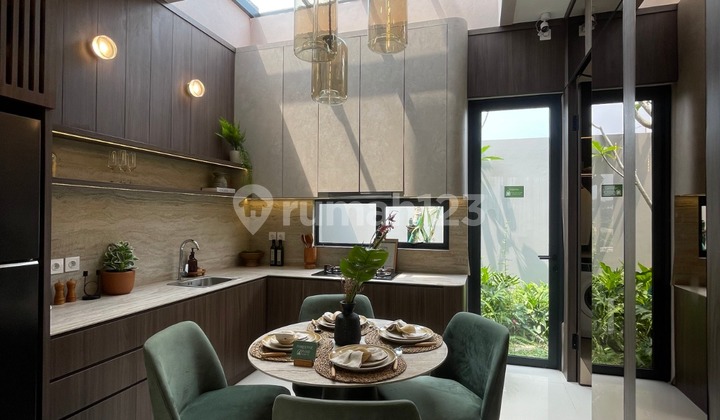 Rumah Cantik 2 Lantai di Forestine Cedar 7 Citra Garden Jakarta Barat