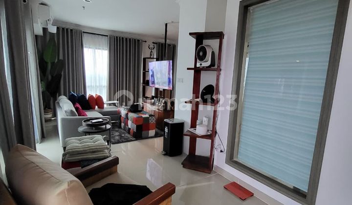 For Sale 2BR Fully Furnished Embarcadero Apartment, Pet-Friendly 2