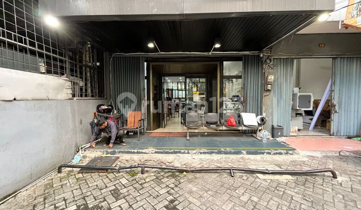 Disewakan Ruko Gandeng Jalan Raya