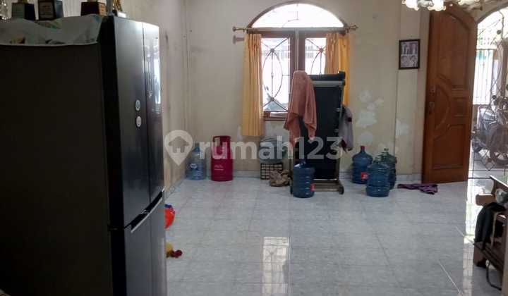 For Sale 2-Story House Taman Palem West Jakarta