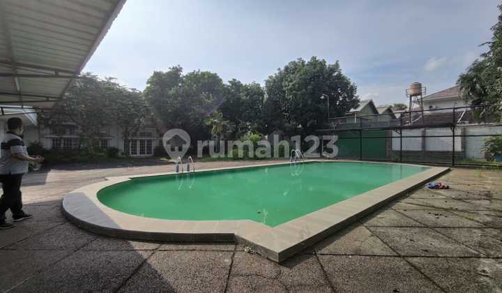 Di Jual Gedung Serbaguna Perkantoran