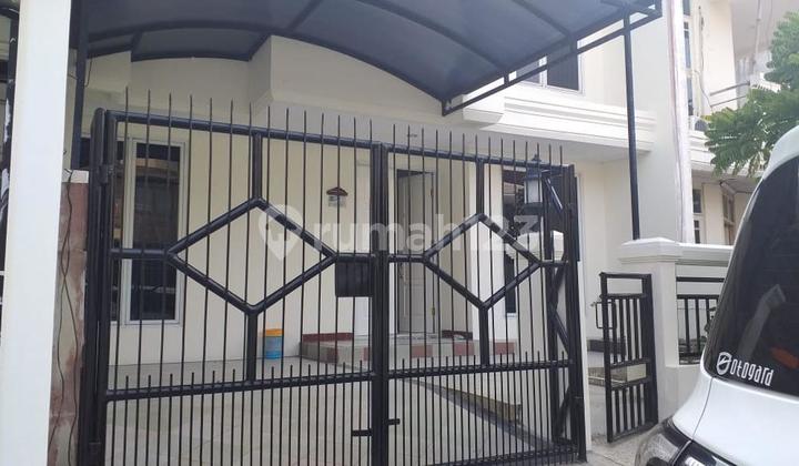 For Sale 2-Story House Modernland 2