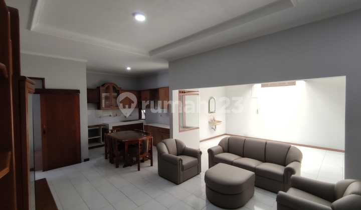 Disewakan Rumah Di Batununggal Permai Rumah 2