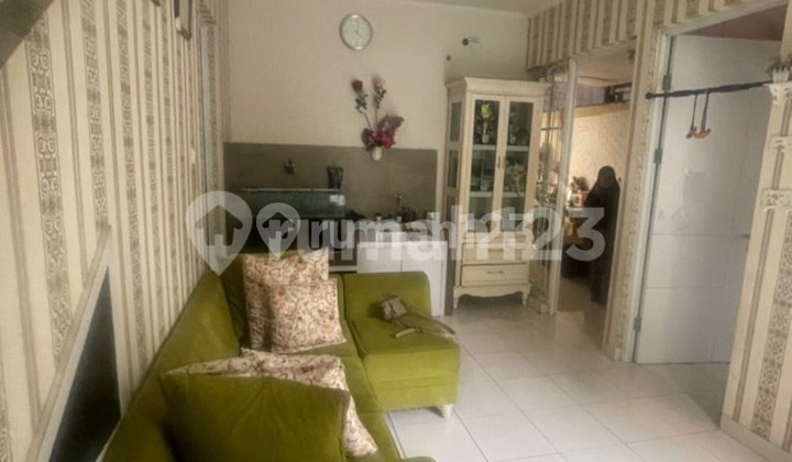 Cheap... Slightly New Building, East Facing, Ready to Occupy 2