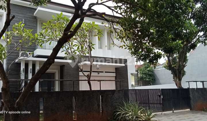 Rumah Di Second Blvd, Hadap Timur Legenda Wisata Cibubur