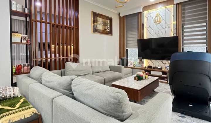 Luxury & Special House in Legenda Wisata Cibubur with Freehold Title 2