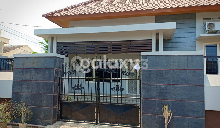 JUAL RUMAH HOOK TENGAH KOTA PASURUAN BARU RENOVASI 2